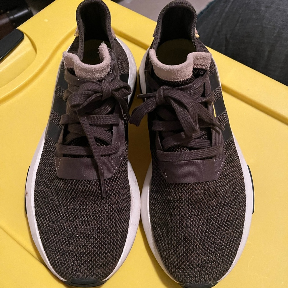 Adidas sz 10.5 men’s